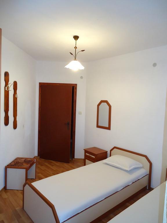 Petrovi Guest House Obzor Szoba fotó