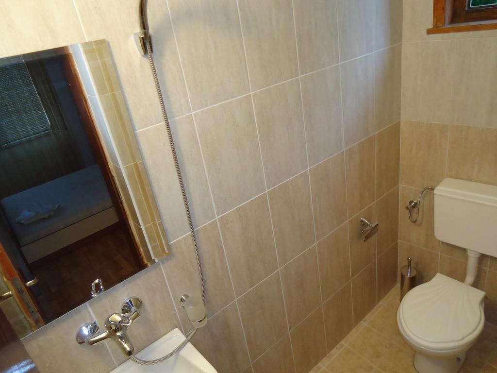 Petrovi Guest House Obzor Szoba fotó