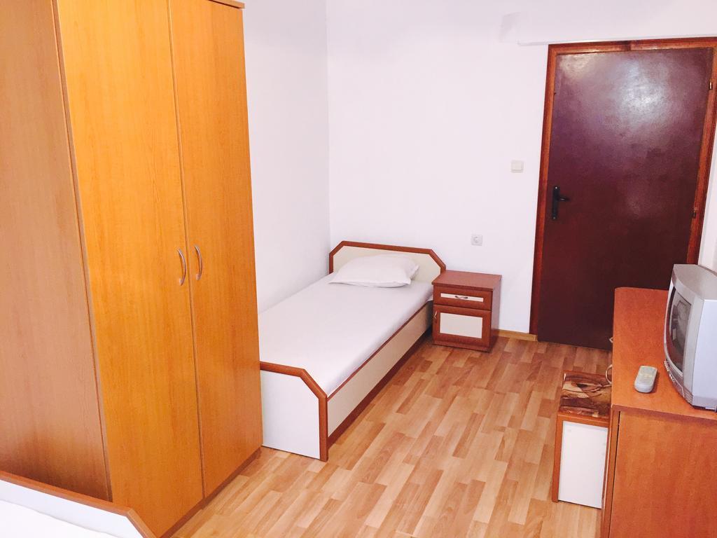 Petrovi Guest House Obzor Szoba fotó
