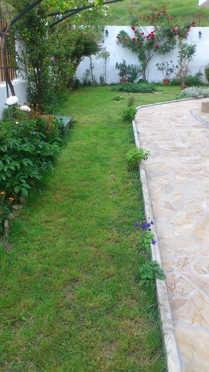 Petrovi Guest House Obzor Kültér fotó